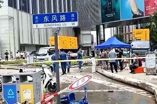 星空体育(中国)官方网站登录入口-星空 SPORTS排涝突击队在排涝现场